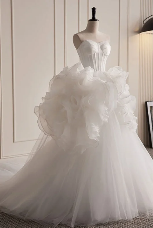 Grand White Ruffled Train Dress Wedding Dress Strapless Wedding Dress Set