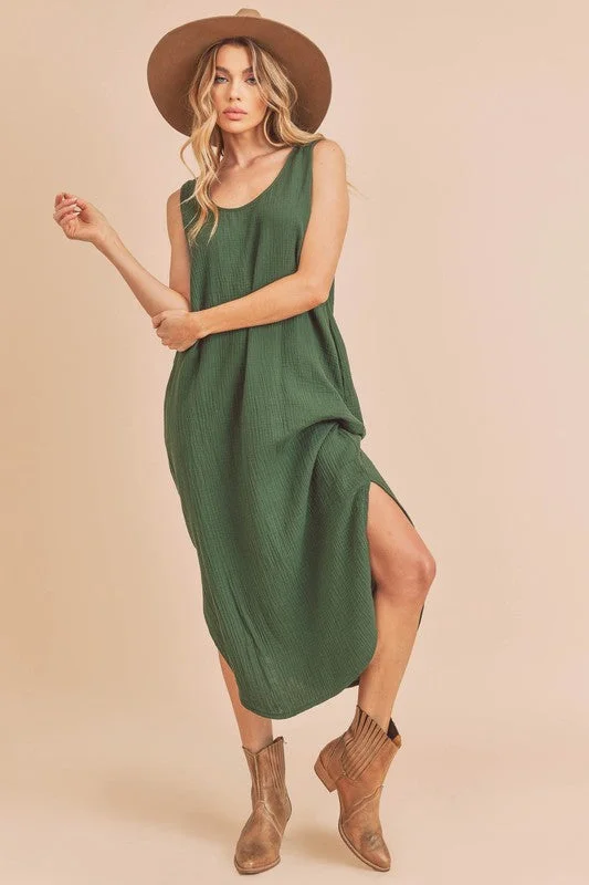 Daisy - Emerald Green Sleeveless Textured Tank Midi Dress Flattering midi dresses for all body types