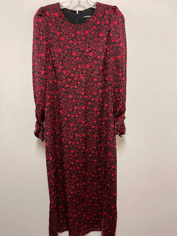 Dress Casual Maxi By Express In Black & Red, Size: M Pleated Floral Maxi